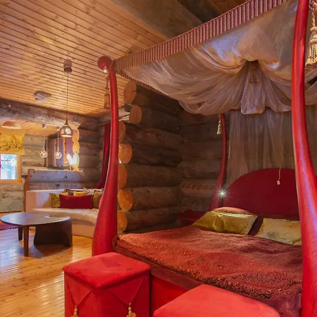 Kakslauttanen Arctic Resort - Igloos And Chalets-3